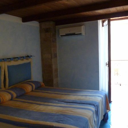 Sweet Country House Formia Bagian luar foto
